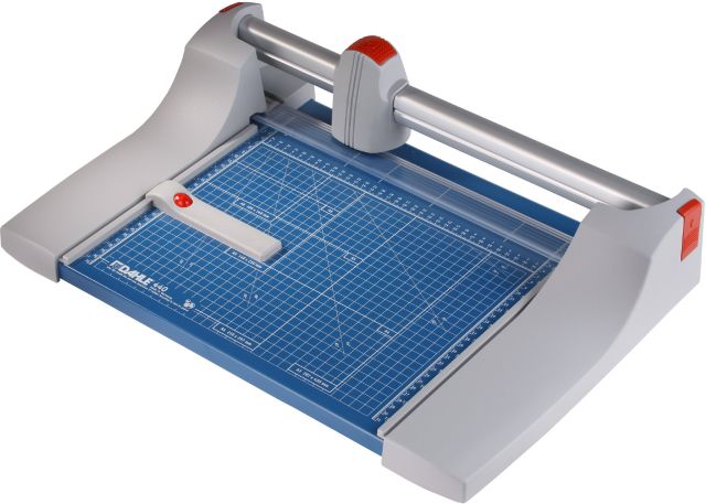 Dahle 440 Premium Rolling Trimmer, 14 1/8" cutting length